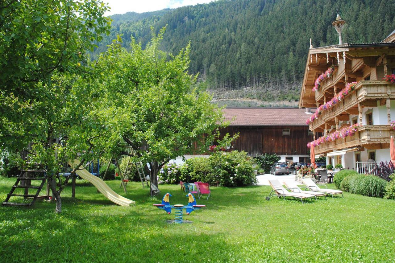 Ferienhof Oblasser Mayrhofen Exterior foto